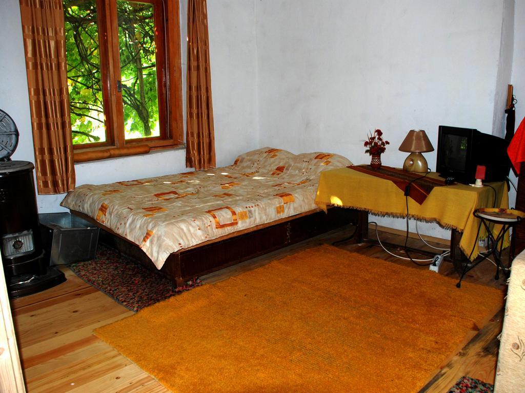 Guest House Four Pines Troyan  Kamer foto