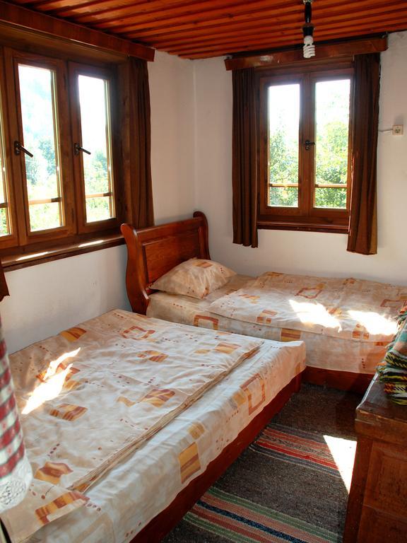 Guest House Four Pines Troyan  Kamer foto